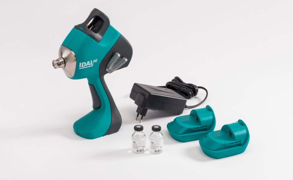 IDAL device with accessories